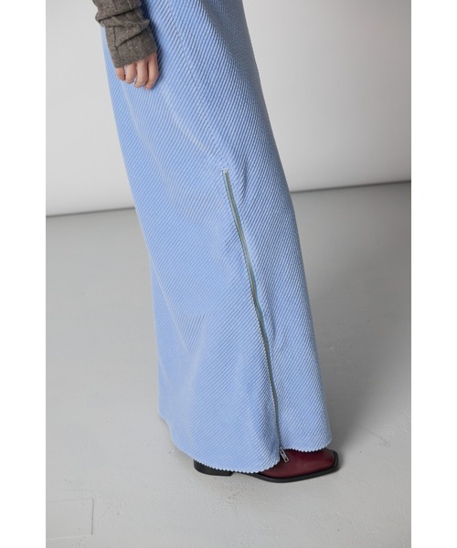 CINOH(チノ)の「CORDUROY MARMAID SKIRT(スカート・レディース・レッド/サックスブルー・36/38)」の11枚目の写真