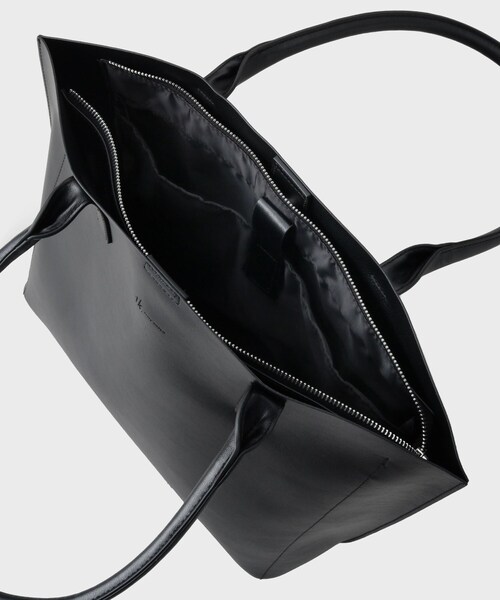 tk.TAKEO KIKUCHI（ティーケータケオキクチ）の「シングルトートバッグ【ON／OFF兼用】（トートバッグ・メンズ・ブラック/ブラウン系その他/ブラック系/ネイビー・00）」の14枚目の写真