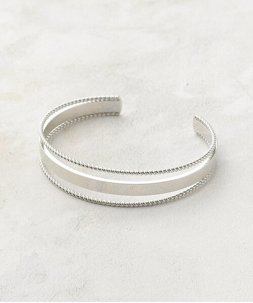 grove(グローブ)の「トリプルラインバングル(ブレスレット・レディース・ゴールド/シルバー・00)」の2枚目の写真