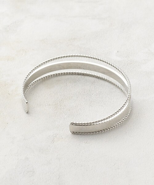 grove(グローブ)の「トリプルラインバングル(ブレスレット・レディース・ゴールド/シルバー・00)」の4枚目の写真