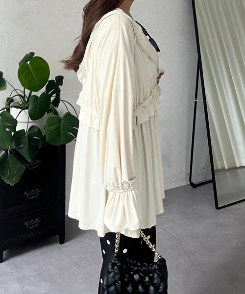 prose verse（プロズヴェール）の「【UVカット】ウエストフリルキャンディスリーブラッシュガードパーカー（ラッシュガード・レディース・ブラック/アイボリー・FREE）」の19枚目の写真