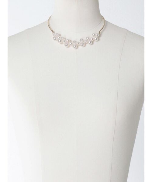 LAGUNAMOON（ラグナムーン）の「LADYフェイクパールラウンドネックレス 結婚式 お呼ばれ（ネックレス・レディース・アイボリー・FREE）」の6枚目の写真