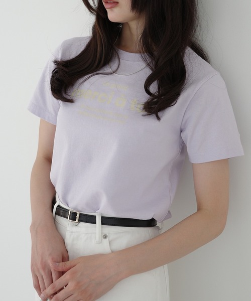 EIMY ISTOIRE（エイミーイストワール）の「merci ロゴTシャツ（Tシャツ/カットソー・レディース・チャコールグレー/ホワイト/ピンク/ラベンダー・F）」の4枚目の写真