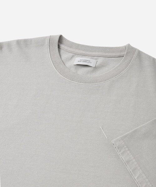 Saturdays NYC(サタデーズ ニューヨークシティ )の「Pigment Dyed Back Printed SS T-Shirt(Tシャツ/カットソー・メンズ・キナリ/チャコールグレー/ネイビー・L/M/XL/S)」の9枚目の写真