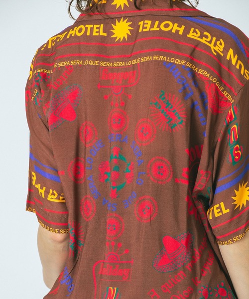 HLAADA(フラーダ)の「(HLAADA for ROSEBUD)SUN HOTEL PRINT SHIRTS(シャツ/ブラウス・レディース・ベージュ/ブラウン・ONE SIZE)」の5枚目の写真