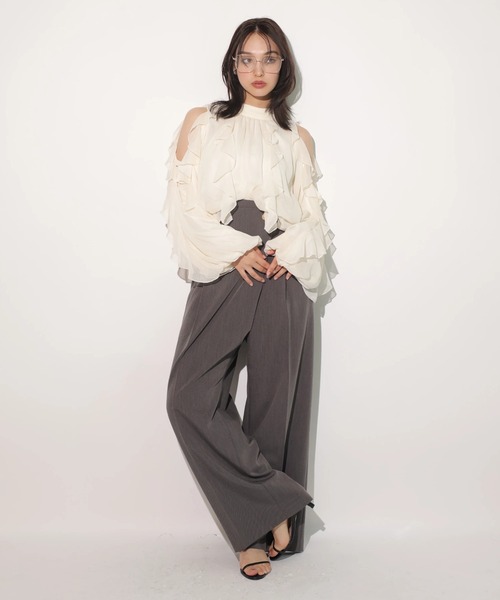 Rirandture（リランドチュール）の「オフショルフリルシアー