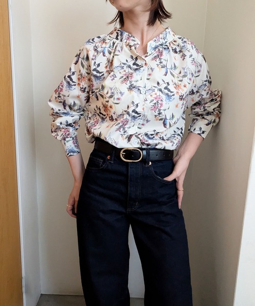 styiro(スタイロ)の「ボタニカル柄長袖シャツブラウス 秋服(シャツ/ブラウス・レディース・アイボリー・M/L)」の7枚目の写真