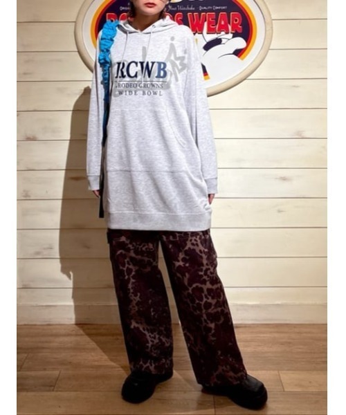 RODEO CROWNS WIDE BOWL（ロデオクラウンズワイドボウル）の「シャドーロゴパーカーワンピース（ワンピース・レディース・パープル/チャコールグレー/グレー×ホワイト・FREE）」の16枚目の写真