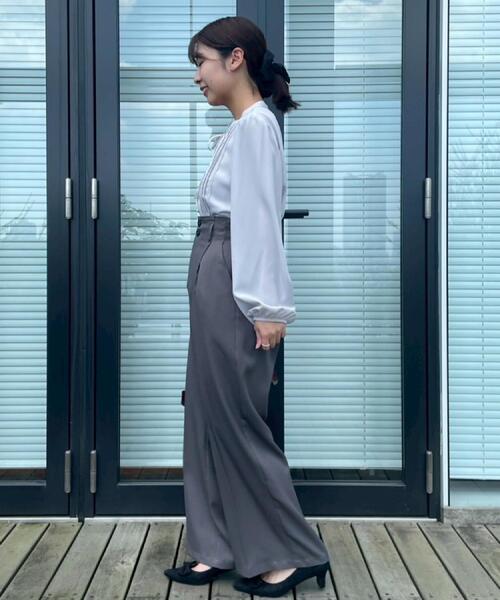 couture brooch（クチュールブローチ）の「【大人可愛い・通勤】ピンタックレースブラウス（シャツ/ブラウス・レディース・ライトグレー/アイボリー/ブラック・36/38/40/42）」の9枚目の写真