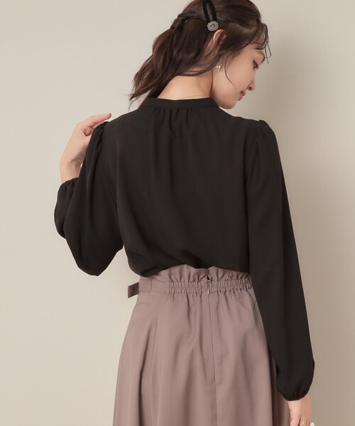 couture brooch（クチュールブローチ）の「【大人可愛い・通勤】ピンタックレースブラウス（シャツ/ブラウス・レディース・ライトグレー/アイボリー/ブラック・36/38/40/42）」の17枚目の写真