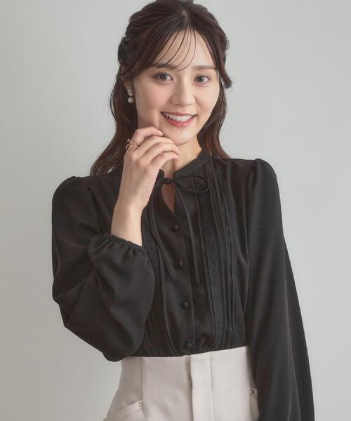 couture brooch（クチュールブローチ）の「【大人可愛い・通勤】ピンタックレースブラウス（シャツ/ブラウス・レディース・ライトグレー/アイボリー/ブラック・36/38/40/42）」の19枚目の写真