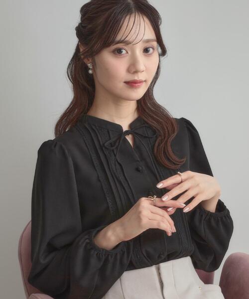 couture brooch（クチュールブローチ）の「【大人可愛い・通勤】ピンタックレースブラウス（シャツ/ブラウス・レディース・ライトグレー/アイボリー/ブラック・36/38/40/42）」の20枚目の写真