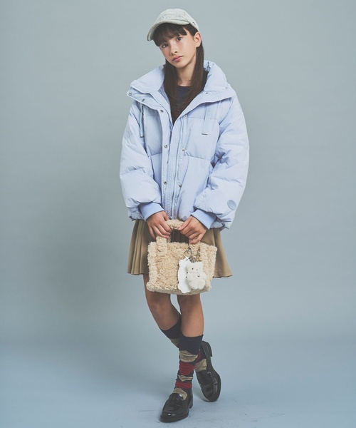 pom ponette junior（ポンポネットジュニア）の「チャームつきボアショルダーバッグ（ショルダーバッグ・キッズ・アイボリー・F）」の2枚目の写真