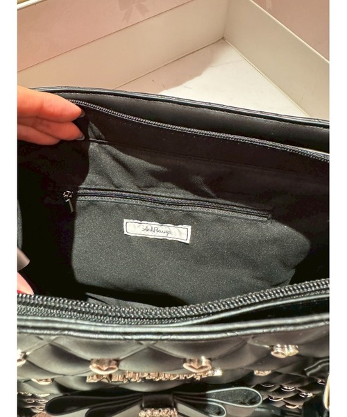 Ank Rouge（アンクルージュ）の「ビジューキルティング合皮A4トートBAG（トートバッグ・レディース・ホワイト/ブラック・FREE）」の14枚目の写真