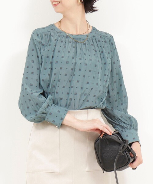 NOLLEY’S(ノーリーズ)の「プロバンスプリントブラウス(シャツ/ブラウス・レディース・ブルー系その他7/ブルー系その他/ホワイト系その他・38)」の3枚目の写真