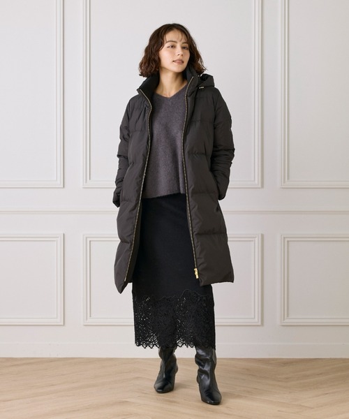 INED（イネド）の「スタンドカラーフードダウンコート「ロング丈」（ダウンジャケット/コート・レディース・ブラック/モカ/ベージュ・7号/11号/9号）」の8枚目の写真