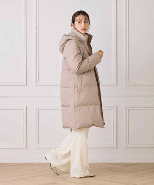 INED（イネド）の「スタンドカラーフードダウンコート「ロング丈」（ダウンジャケット/コート・レディース・ブラック/モカ/ベージュ・7号/11号/9号）」の13枚目の写真