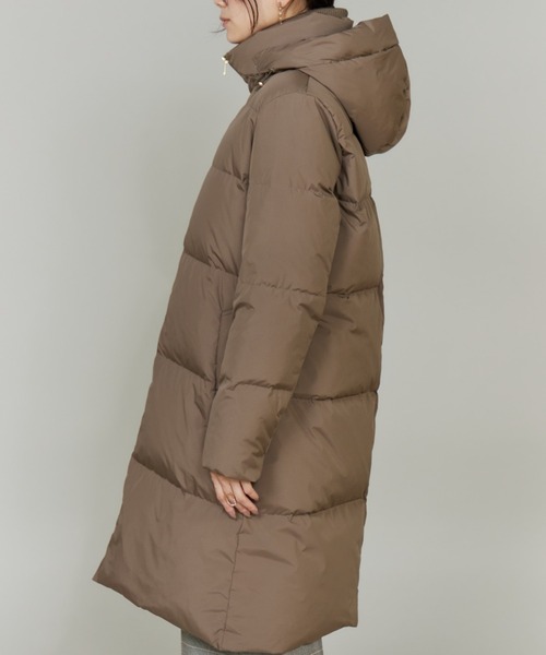 INED（イネド）の「スタンドカラーフードダウンコート「ロング丈」（ダウンジャケット/コート・レディース・ブラック/モカ/ベージュ・7号/11号/9号）」の20枚目の写真