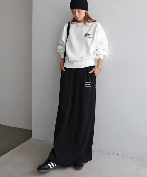 ANME(アンメ)の「裏起毛ロゴ刺繍ANMEスウェットトップス(スウェット・レディース・オートミール/ブラウン/ブラック/オフホワイト・M/L/XL)」の6枚目の写真