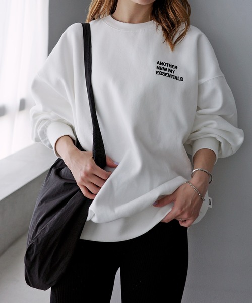 ANME(アンメ)の「裏起毛ロゴ刺繍ANMEスウェットトップス(スウェット・レディース・オートミール/ブラウン/ブラック/オフホワイト・M/L/XL)」の10枚目の写真