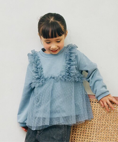 p.premier（ピードットプルミエ）の「【ジュニア対応】ドットチュールフリルビスチェドッキングトレーナー（スウェット・キッズ・アイボリー/サックスブルー/チャコール/ブラウン・80/90/100/110/120/130/140）」の4枚目の写真