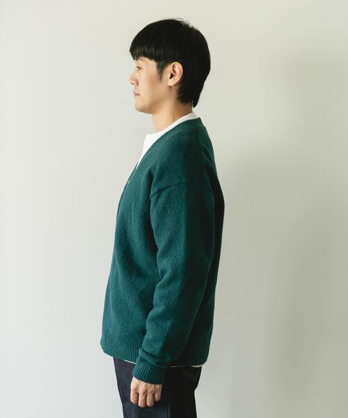 URBAN RESEARCH DOORS(アーバンリサーチドアーズ)の「AIR FIT Vネックカーディガン(カーディガン/ボレロ・メンズ・ブラック/グリーン/ブラウン・MEDIUM/LARGE)」の16枚目の写真