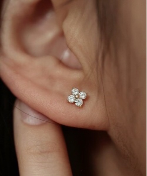 blatto 925silver】シルバー925 クローバーモチーフピアス esm-pierce