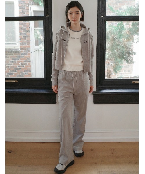 muahmuah(ムーアムーア)の「A'GEM/9 × .kom 『muah muah/ムーアムーア』 LOGO STITCH VELVET TRAINING HOOD ZIPUP/ベルベット ロゴ ステッチジップアップパーカー(パーカー・レディース・ネイビー/ピンク/グレー/ブラック・FREE)」の13枚目の写真