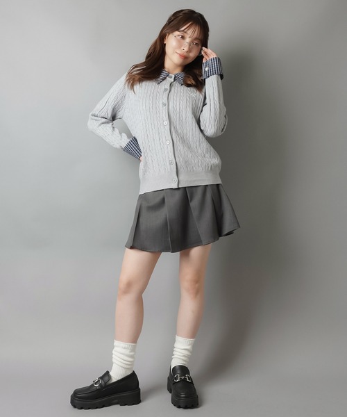 SPINNS（スピンズ）の「シャツレイヤード風ニットカーディガン/チェック/ワンポイント刺繍ロゴ（カーディガン/ボレロ・レディース・ネイビー/ワイン/グレー/オフホワイト・ONESIZE）」の13枚目の写真