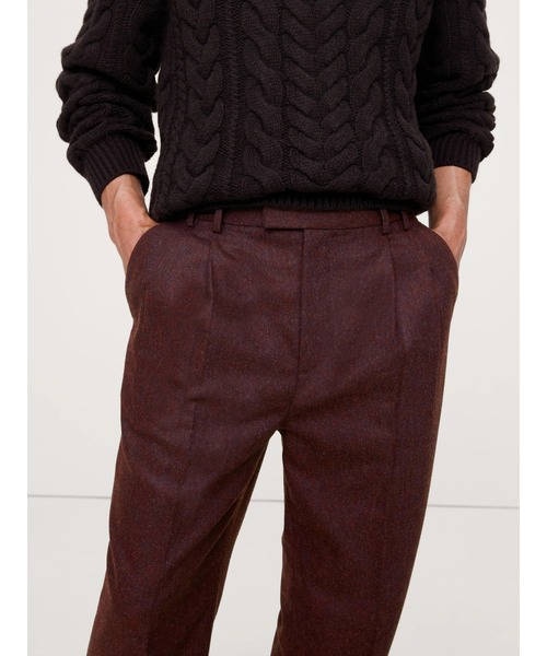 Banana Republic（バナナリパブリック）の「◆ストレート フランネル プリーツ ドレスパンツ（その他パンツ・メンズ・バーガンディー・30W 30L/31W 30L/29W 30L/28W 30L/34W 30L/33W 30L/32W 30L）」の2枚目の写真