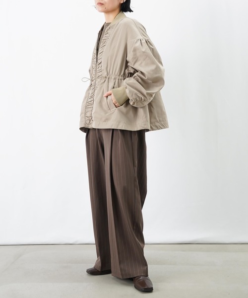 LUCA/LADY LUCK LUCA（ルカ/レディラックルカ）の「LC/LLL ギャザーブルゾン【セットアップ着用可】（ブルゾン・レディース・ブラック/カーキ/ベージュ・FREE）」の8枚目の写真