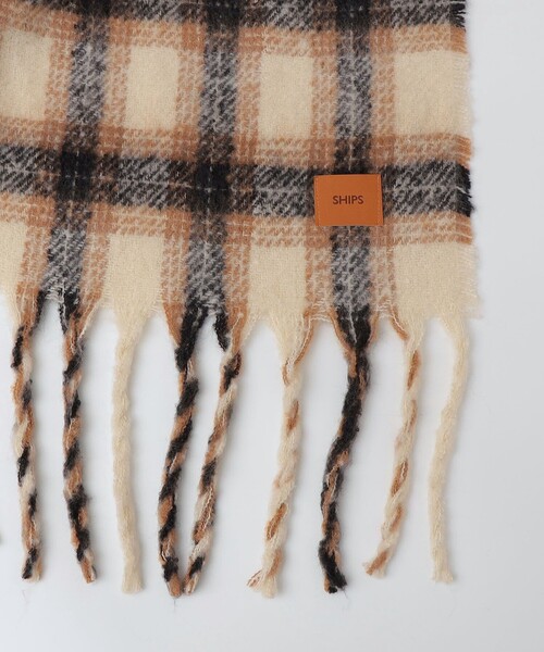 SHIPS（シップス）の「【WEB限定】SHIPS: オンブレチェック ボリューム マフラー（マフラー・メンズ・ナチュラル/ブラック/ライトグリーン・ONE SIZE）」の7枚目の写真