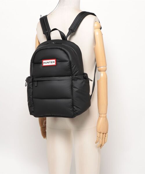 HUNTER(ハンター)の「イントレピッド エクストラ パフド バックパック(バックパック/リュック・レディース・オフホワイト/ブラック・ONE)」の18枚目の写真