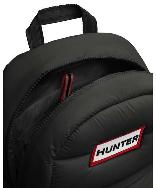 HUNTER(ハンター)の「イントレピッド エクストラ パフド バックパック(バックパック/リュック・レディース・オフホワイト/ブラック・ONE)」の7枚目の写真