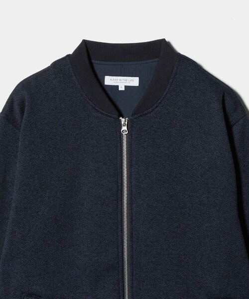 A DAY IN THE LIFE UNITED ARROWS(アデイインザライフユナイテッドアローズ)の「ニット フリース ヘリンボーンプリント MA-1<A DAY IN THE LIFE>(MA-1・メンズ・ネイビー/オリーブ/グレー系・M/L)」の11枚目の写真