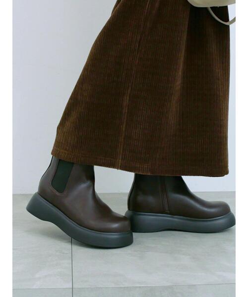 Samansa Mos2 blue(サマンサモスモスブルー)の「サイドゴアブーツ(ブーツ・レディース・ブラック/ダークブラウン・M/L)」の1枚目の写真