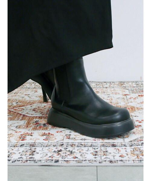 Samansa Mos2 blue(サマンサモスモスブルー)の「サイドゴアブーツ(ブーツ・レディース・ブラック/ダークブラウン・M/L)」の5枚目の写真