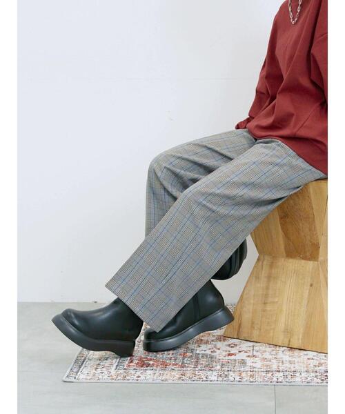 Samansa Mos2 blue(サマンサモスモスブルー)の「サイドゴアブーツ(ブーツ・レディース・ブラック/ダークブラウン・M/L)」の13枚目の写真