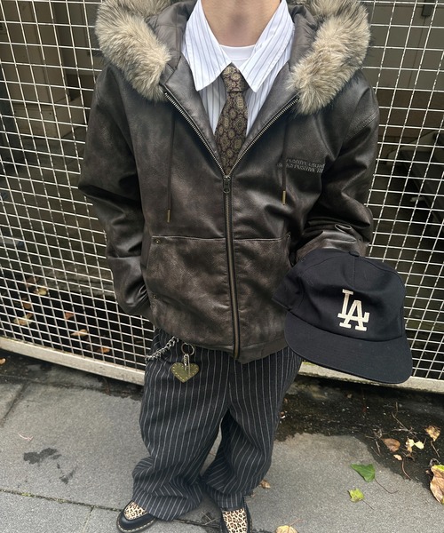 kutir（クティール）の「2WAY FAKEFUR HOOD ZIP BLOUSON／2WAYフェイクファーフードジップブルゾン（ブルゾン・メンズ・ブラック/ネイビー/ブラウン/カーキ・SMALL/MEDIUM/LARGE）」の15枚目の写真