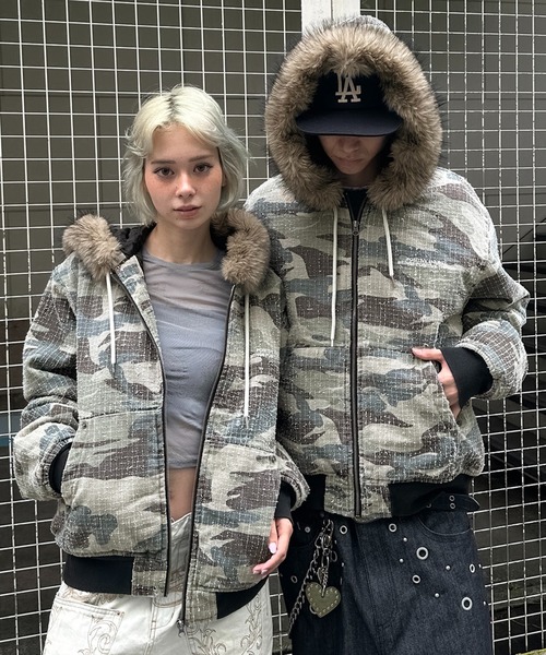 kutir（クティール）の「2WAY FAKEFUR HOOD ZIP BLOUSON／2WAYフェイクファーフードジップブルゾン（ブルゾン・メンズ・ブラック/ネイビー/ブラウン/カーキ・SMALL/MEDIUM/LARGE）」の5枚目の写真