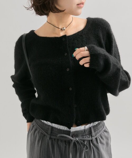 mystic（ミスティック）の「【もちふわ素材 / 着膨れしない厚み◎】スクエアネックニットカーディガン（カーディガン/ボレロ・レディース・レッド/ブラック/グレー/オフホワイト・FREE）」の3枚目の写真