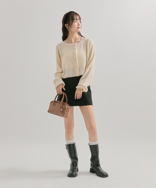 mystic（ミスティック）の「【もちふわ素材 / 着膨れしない厚み◎】スクエアネックニットカーディガン（カーディガン/ボレロ・レディース・レッド/ブラック/グレー/オフホワイト・FREE）」の11枚目の写真