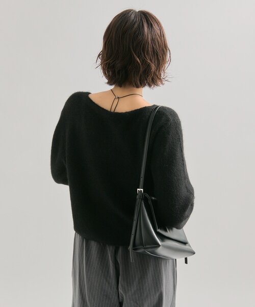 mystic（ミスティック）の「【もちふわ素材 / 着膨れしない厚み◎】スクエアネックニットカーディガン（カーディガン/ボレロ・レディース・レッド/ブラック/グレー/オフホワイト・FREE）」の17枚目の写真