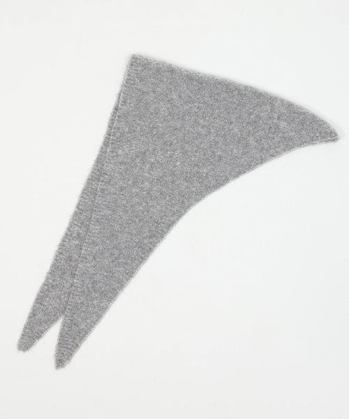 LAKOLE（ラコレ）の「サンカクストール / 589039（マフラー・レディース・オフホワイト/グレー・FREE）」の8枚目の写真