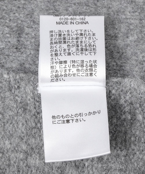 LAKOLE（ラコレ）の「サンカクストール / 589039（マフラー・レディース・オフホワイト/グレー・FREE）」の11枚目の写真