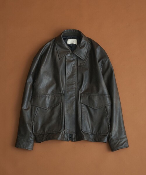 PUBLIC TOKYO（パブリックトウキョウ）の「ビンテージライクオーバーサイズレザーブルゾン　/２WAY仕様/スタンド/春服/防風性/防水性/アウター（ブルゾン・メンズ・ブラック/ブラウン・1/2）」の3枚目の写真
