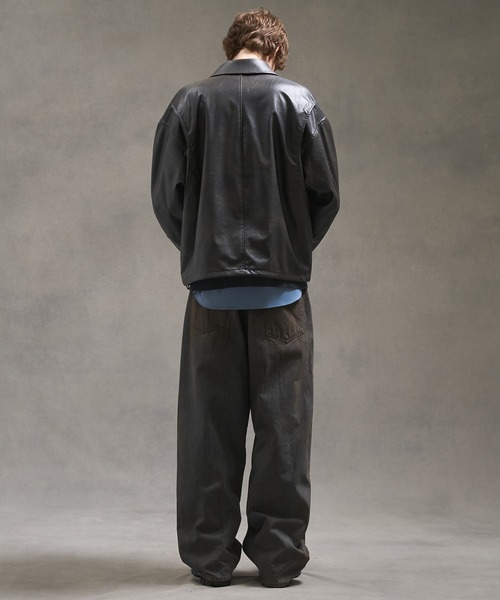 PUBLIC TOKYO（パブリックトウキョウ）の「ビンテージライクオーバーサイズレザーブルゾン　/２WAY仕様/スタンド/春服/防風性/防水性/アウター（ブルゾン・メンズ・ブラック/ブラウン・1/2）」の20枚目の写真