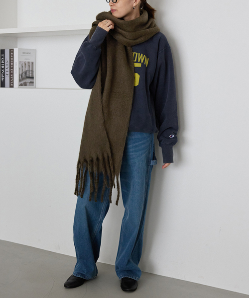 SLOBE IENA（スローブイエナ）の「《追加》SLOBE IENA エアリーカラーストール（マフラー・レディース・ホワイト/レッド/ピンク/カーキ・FREE）」の16枚目の写真