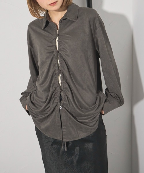 leimn（レイムン）の「スウェードフロントドロストシャツ（シャツ/ブラウス・レディース・チャコールグレー/ライトグレー・M）」の3枚目の写真