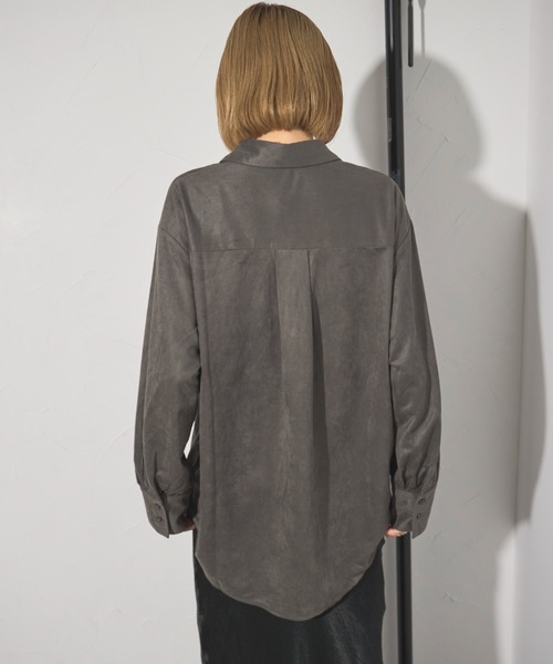 leimn（レイムン）の「スウェードフロントドロストシャツ（シャツ/ブラウス・レディース・チャコールグレー/ライトグレー・M）」の6枚目の写真
